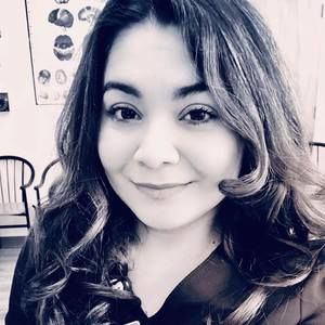 Meet your Posher, Magdalena